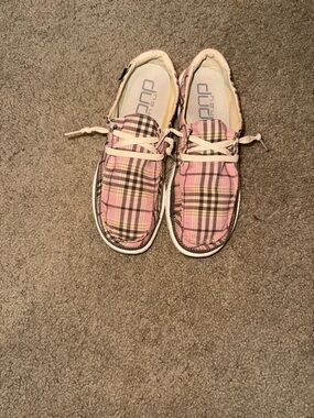 Hey Dude Pink Plaid Casual Sneakers with Beige and Black Accents